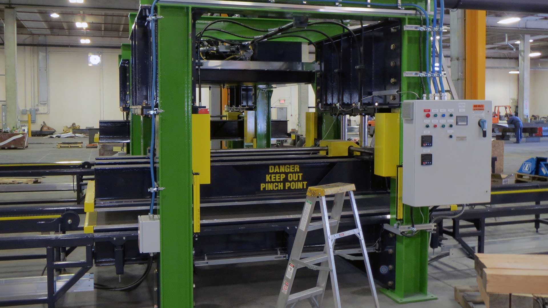 1800 Ton Press for Tire Recycling