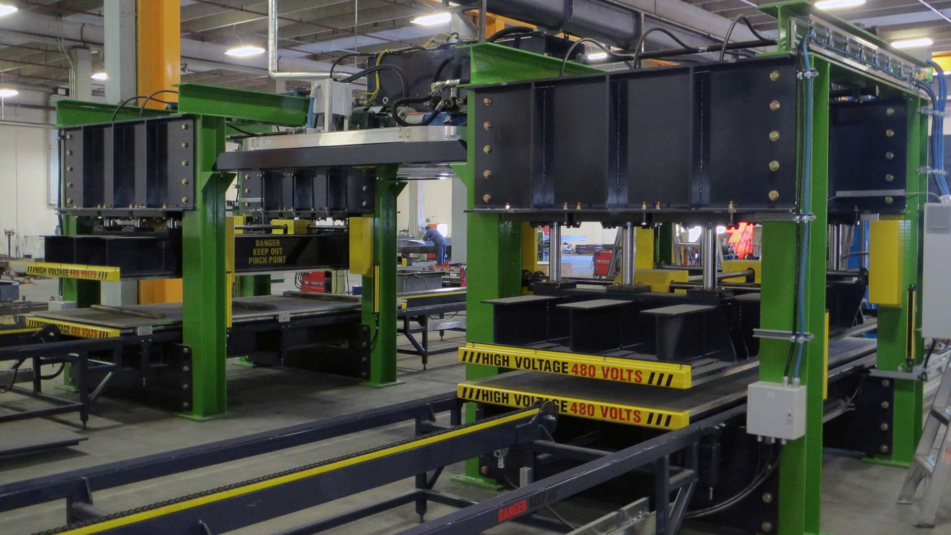 1800 Ton Press for Tire Recycling